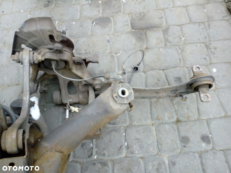 Mazda 6 GH wahacz piasta tyl tylny prawy   09 - 2