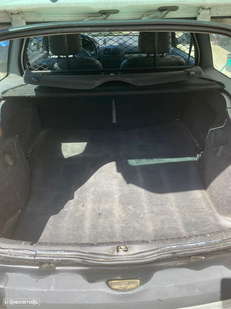 Renault Clio 1.5 dCi Confort - 6