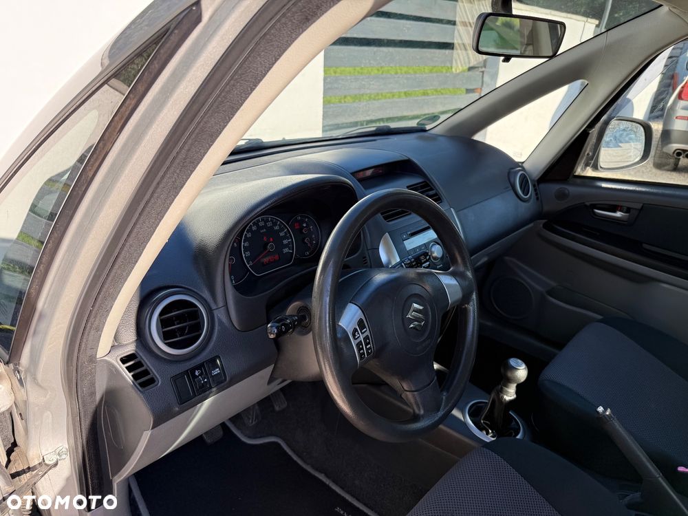 Suzuki SX4 1.6 VVT 4x2 Comfort - 26