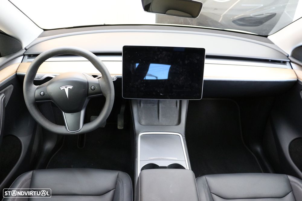 Tesla Model Y Long Range Tração Integral - 35