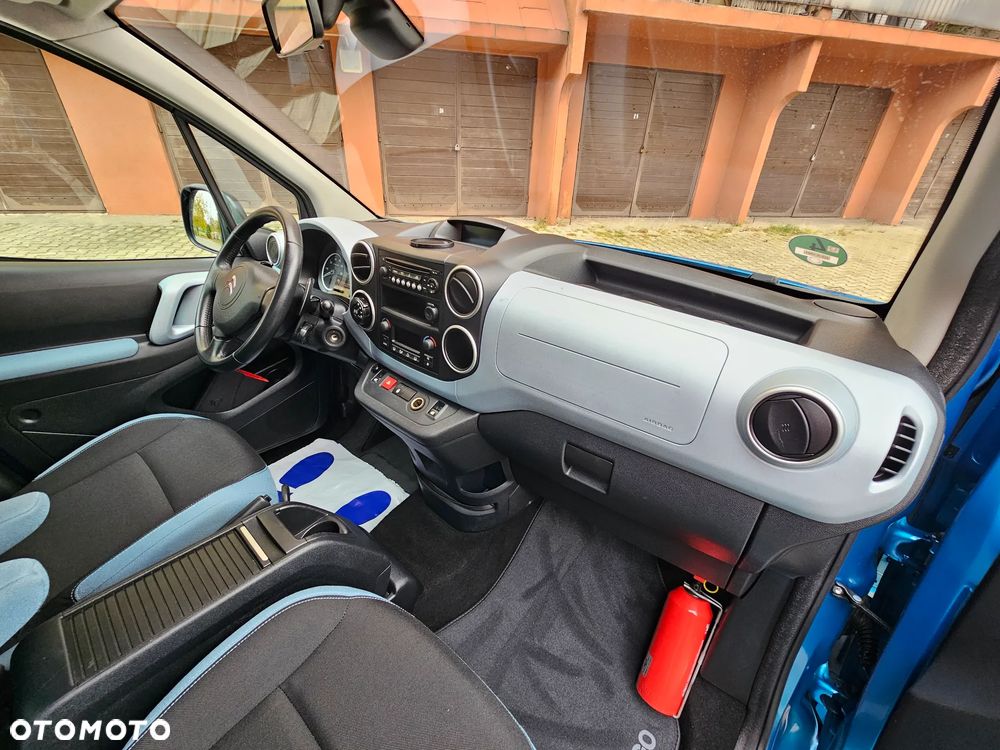Citroën Berlingo Multispace e-HDi 90 FAP EGS6 Exclusive - 24