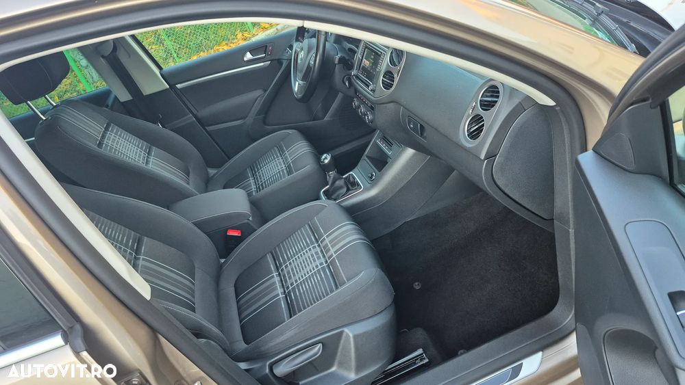 Volkswagen Tiguan 1.4 TSI BlueMotion Technology Lounge Sport & Style - 9