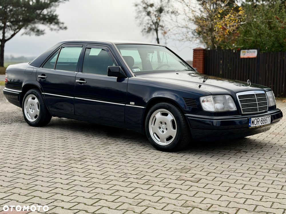Mercedes-Benz W124 (1984-1993) - 39