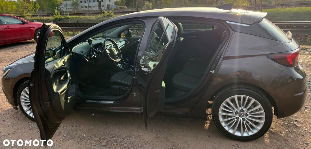 Opel Astra 1.4 T Elite - 7