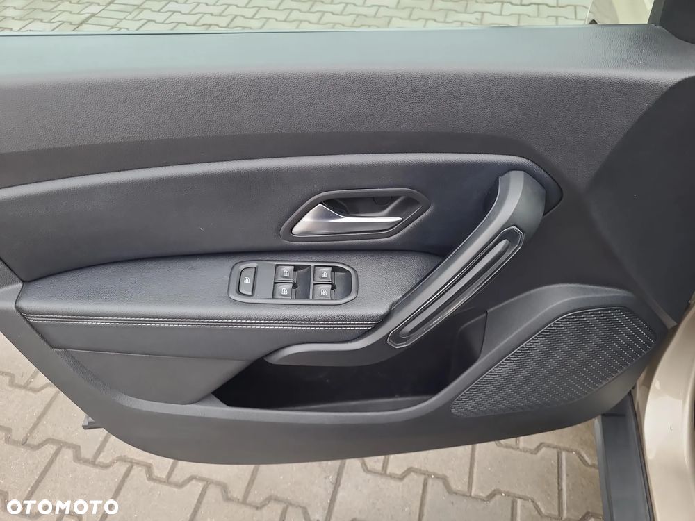 Dacia Duster SCe 115 2WD Prestige - 10