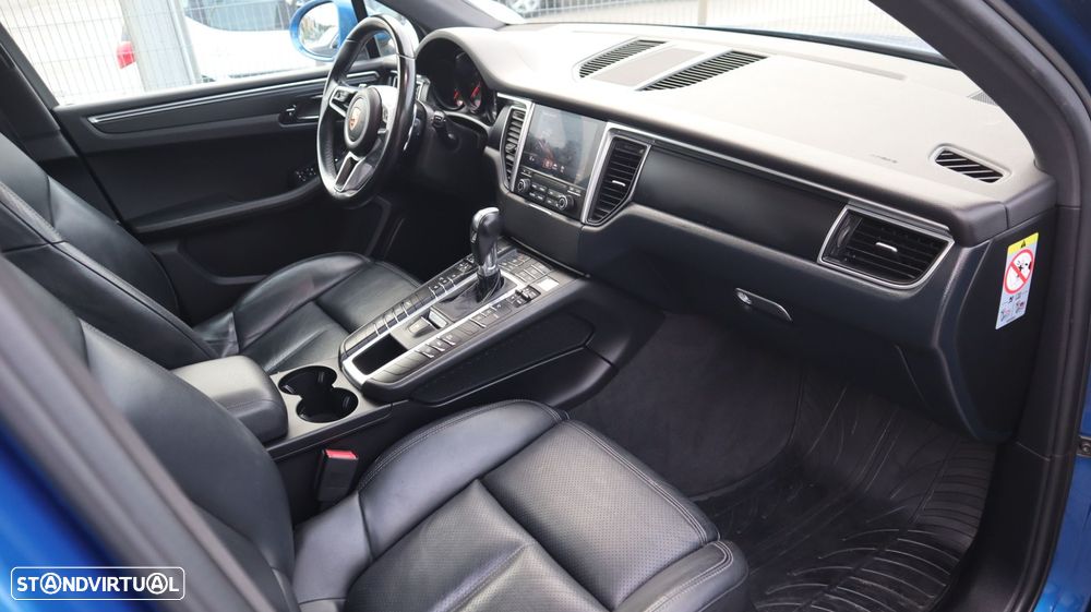 Porsche Macan Standard - 19