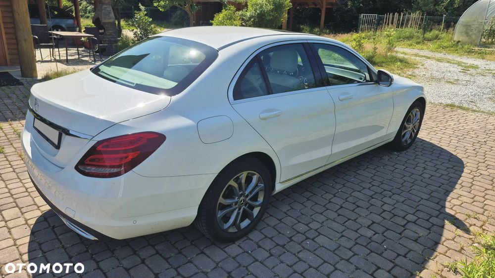 Mercedes-Benz Klasa C - 2