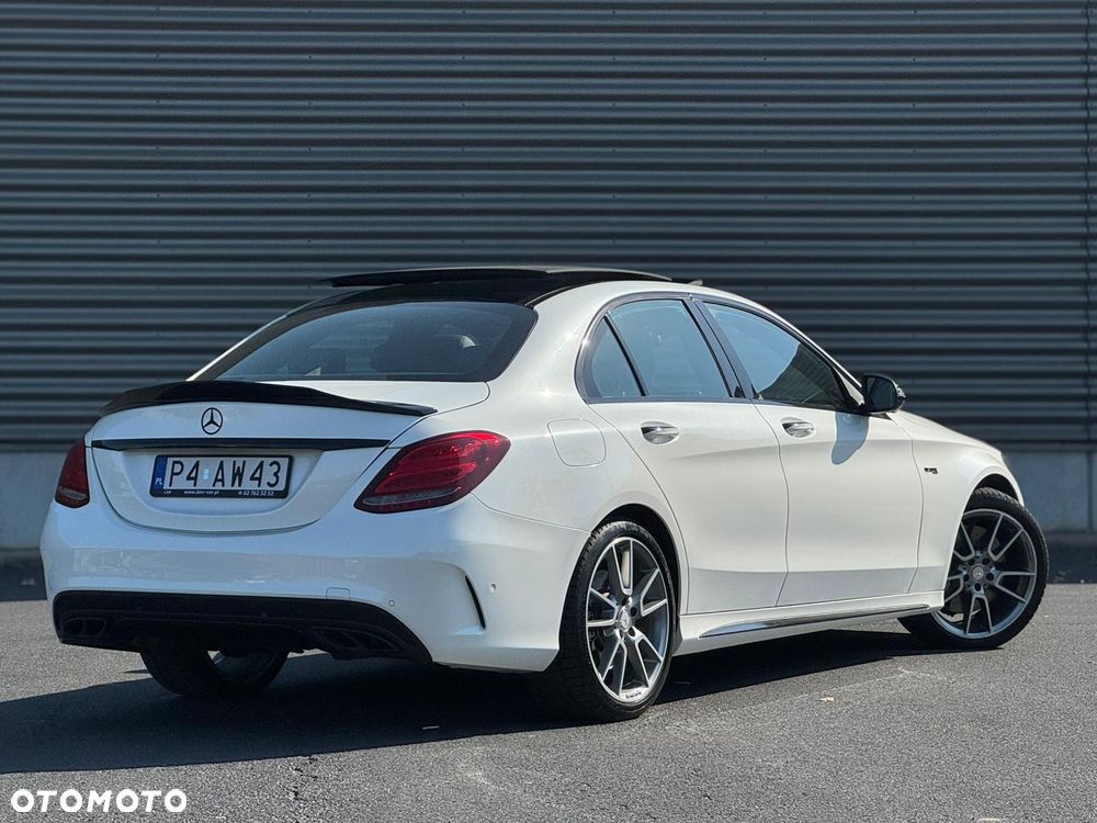 Mercedes-Benz Klasa C 450 AMG 4Matic 7G-TRONIC - 11