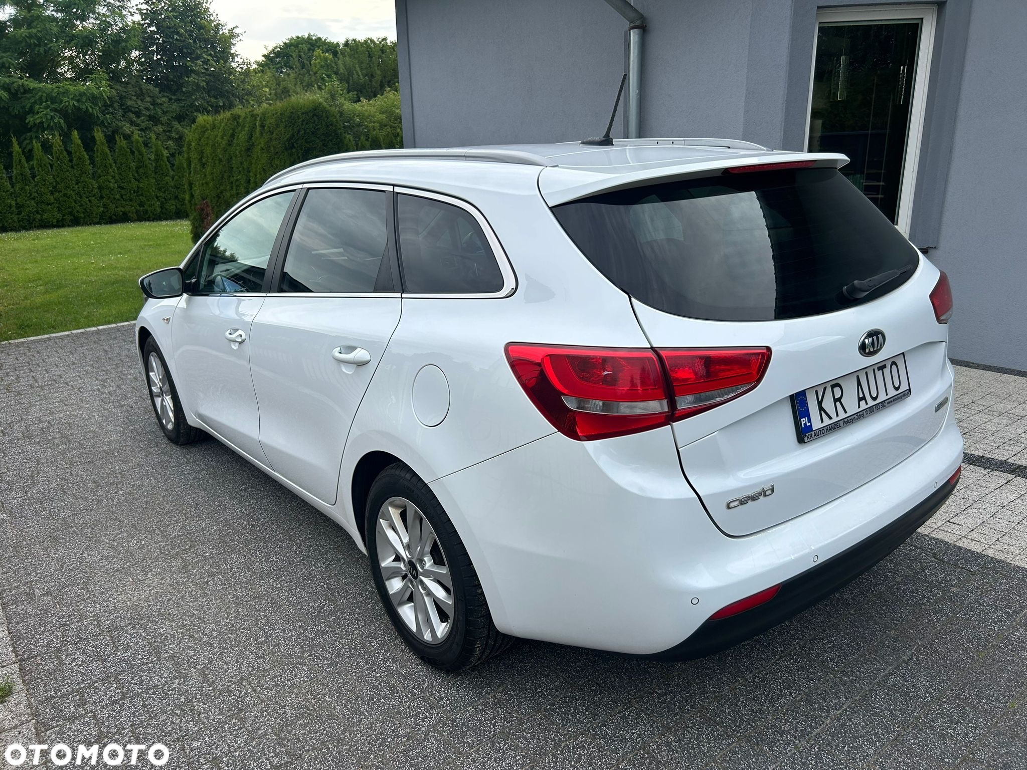 Kia Ceed 1.6 CRDi 136 ISG GT Line - 4