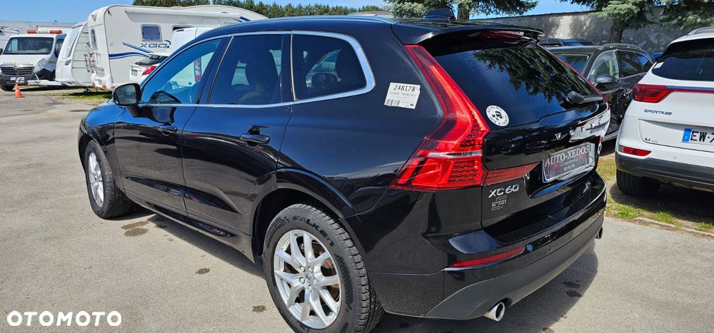 Volvo XC 60 D4 Momentum - 4