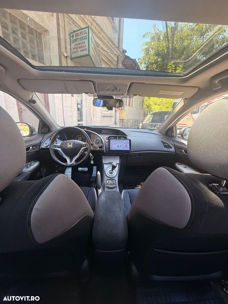Honda Civic 1.8i-VTEC i-SHIFT Type S - 18
