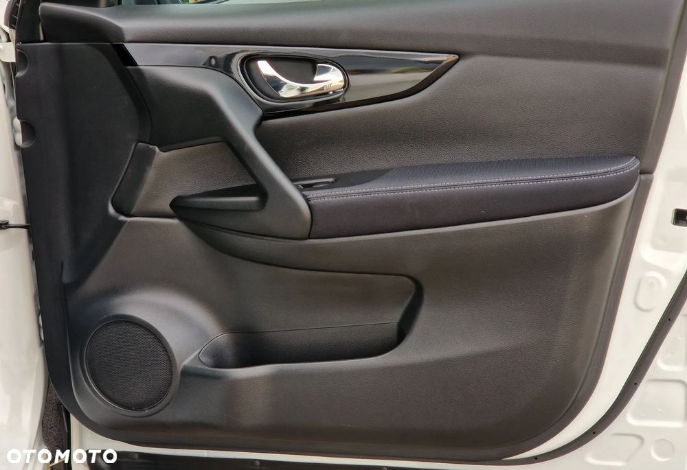 Nissan Qashqai 1.6 DIG-T 360 - 25