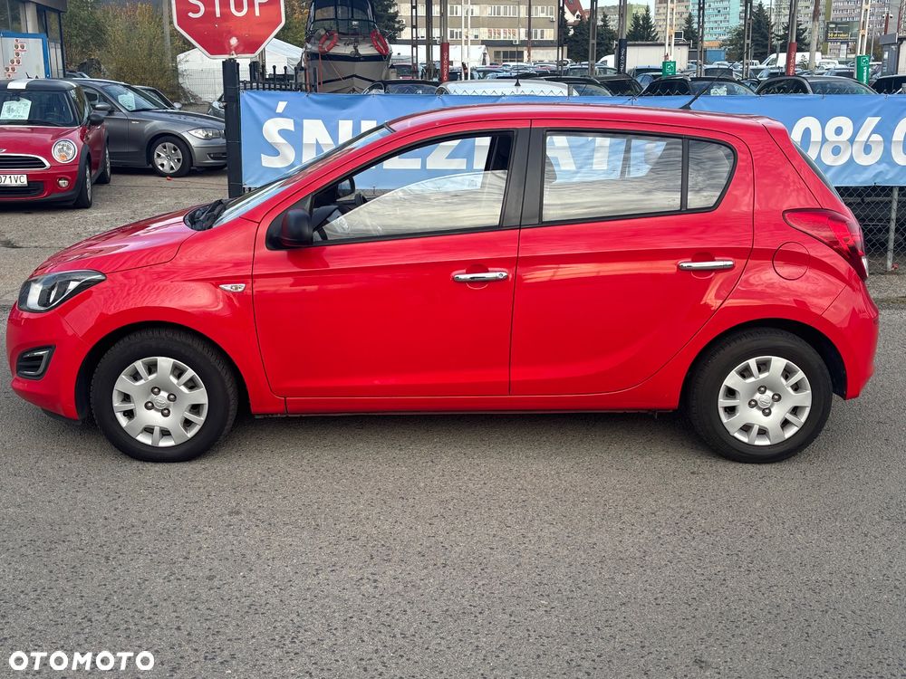 Hyundai i20 1.2 Fifa World Cup Edition - 13