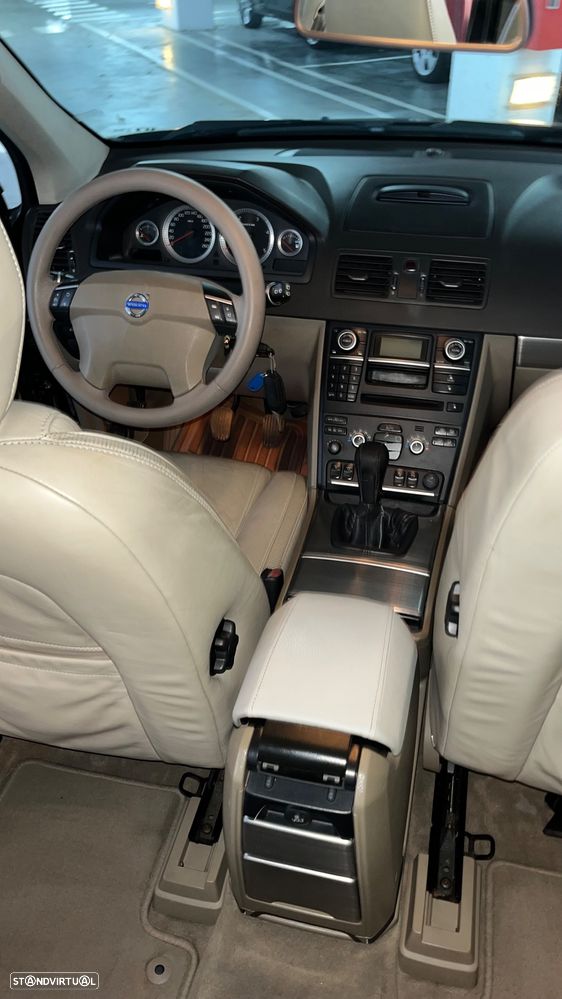 Volvo XC 90 2.4 D5 7L Nivel 3 - 11
