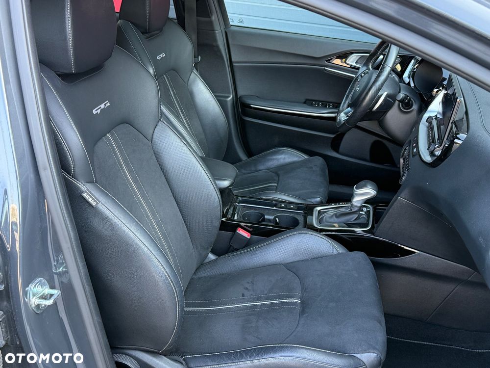 Kia ProCeed 1.5 T-GDI DCT7 OPF GT LINE - 30