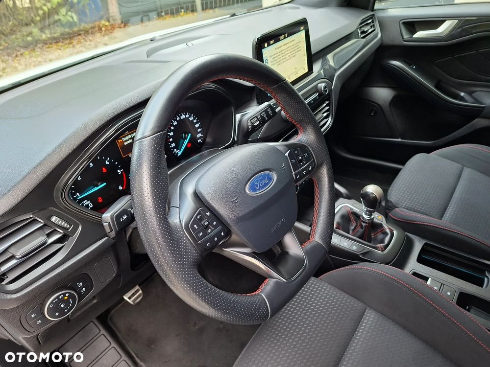 Ford Focus 2.0 EcoBlue ST-Line - 3