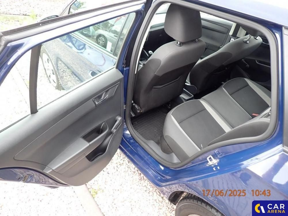 Skoda Fabia 1.0 Ambition - 23