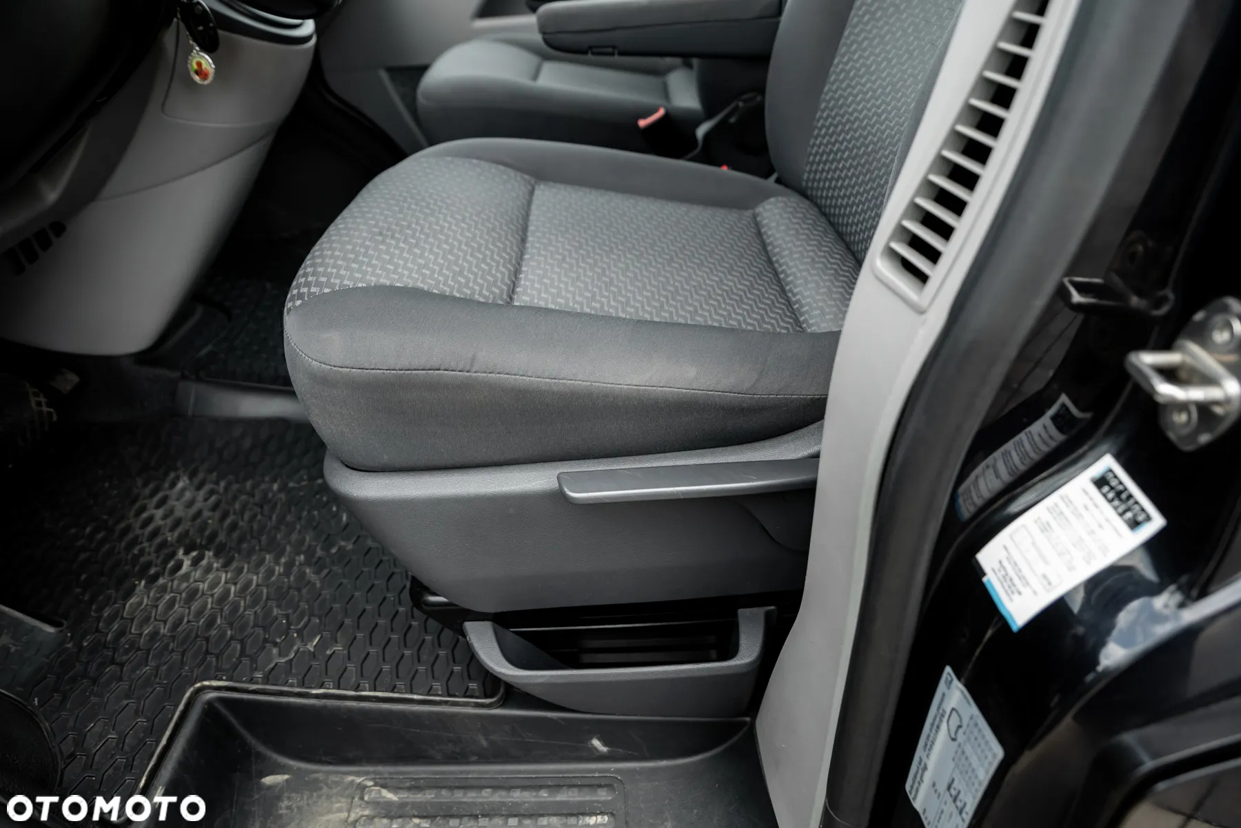 Volkswagen Transporter - 18