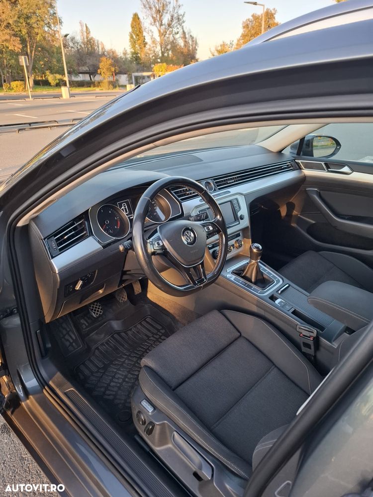 Volkswagen Passat 2.0 TDI Comfortline - 7