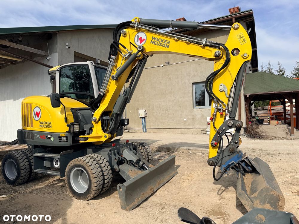 Manitou Ładowarka teleskopowa Manitou Mlt 840 137 PS łyżka widły Merlo 42.7 TF 737 130 Jcb 541-70 Bobcat TL 38.70 rolnicza budowlana KLIMA zaczep hydr - 30