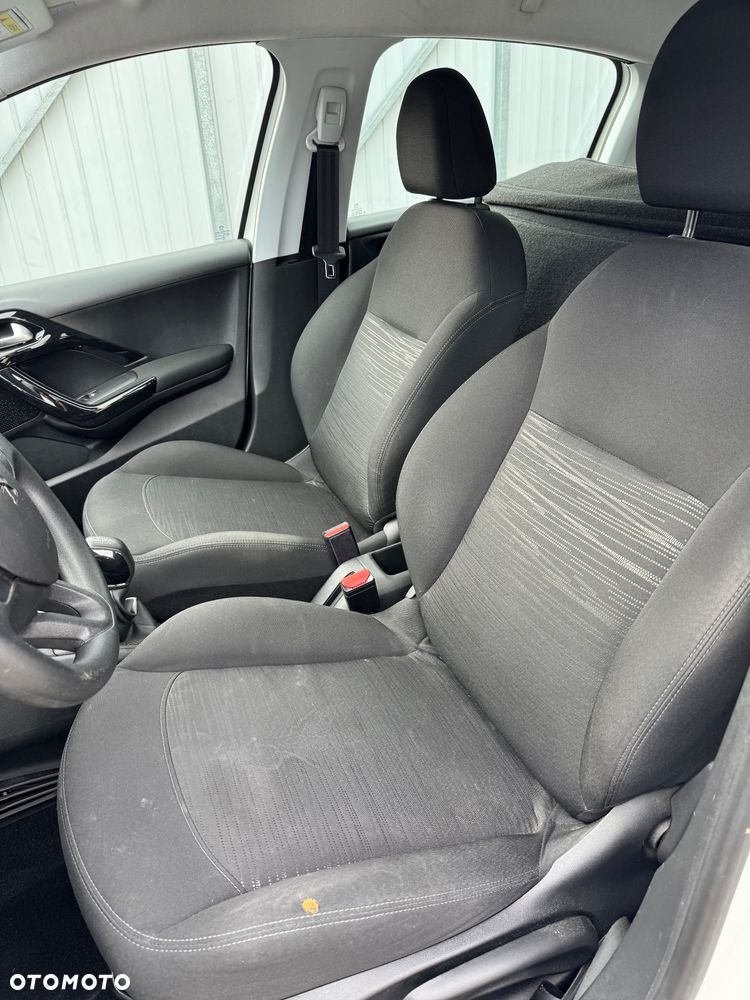 Peugeot 208 BlueHDi 100 Active - 12