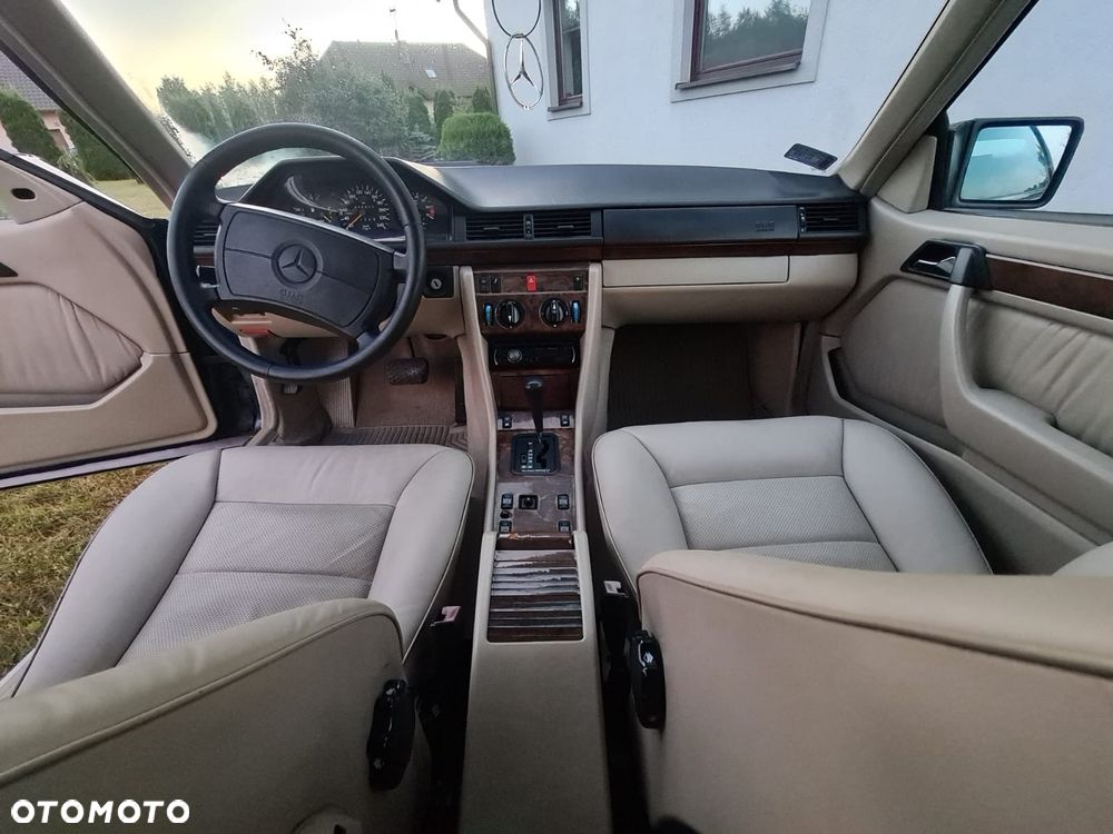 Mercedes-Benz W124 (1984-1993) - 17