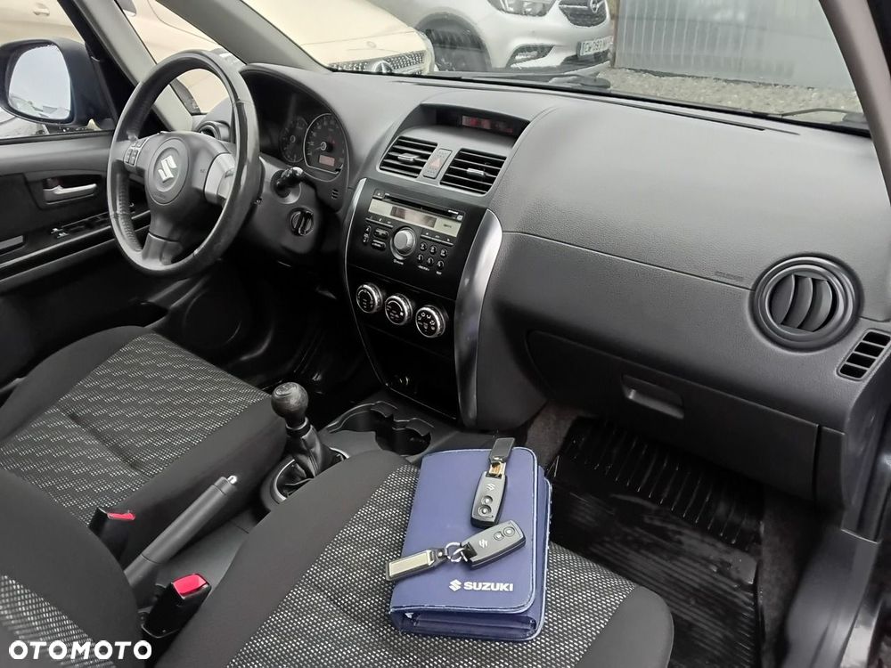 Suzuki SX4 - 7