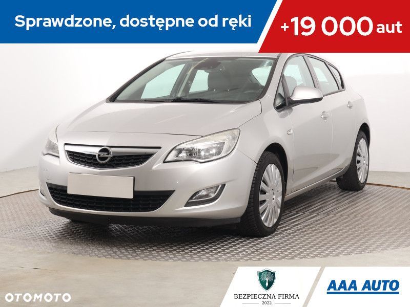 Opel Astra - 1