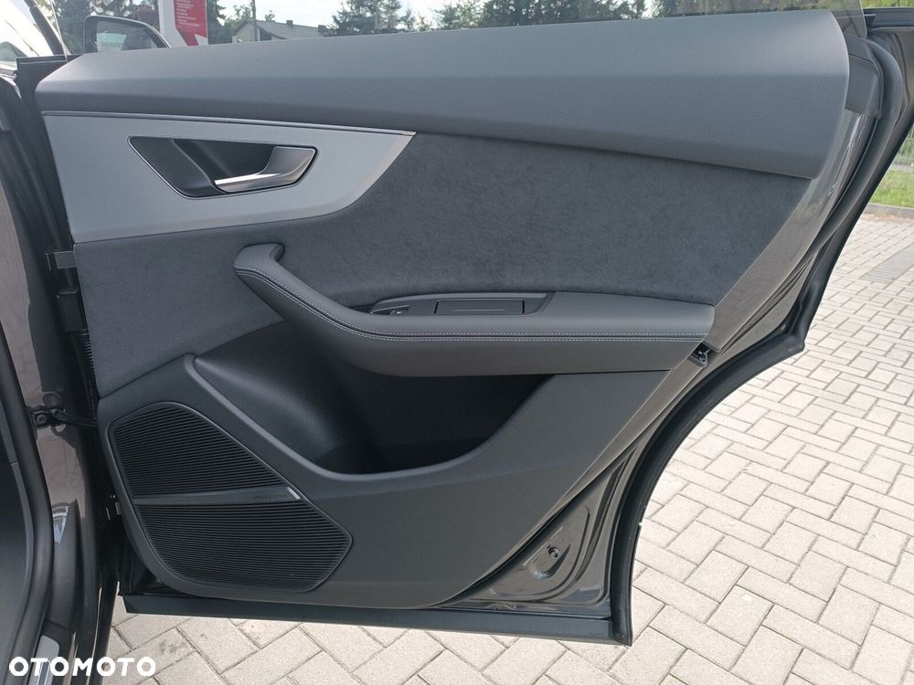 Audi Q8 - 22