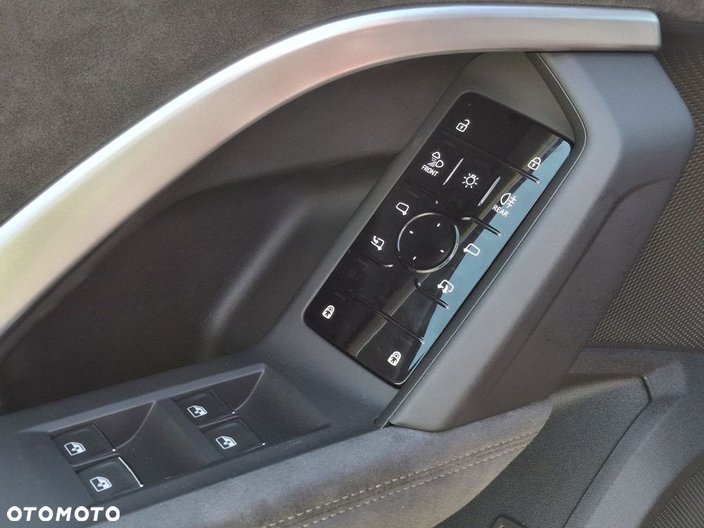 Audi Q5 Sportback - 11