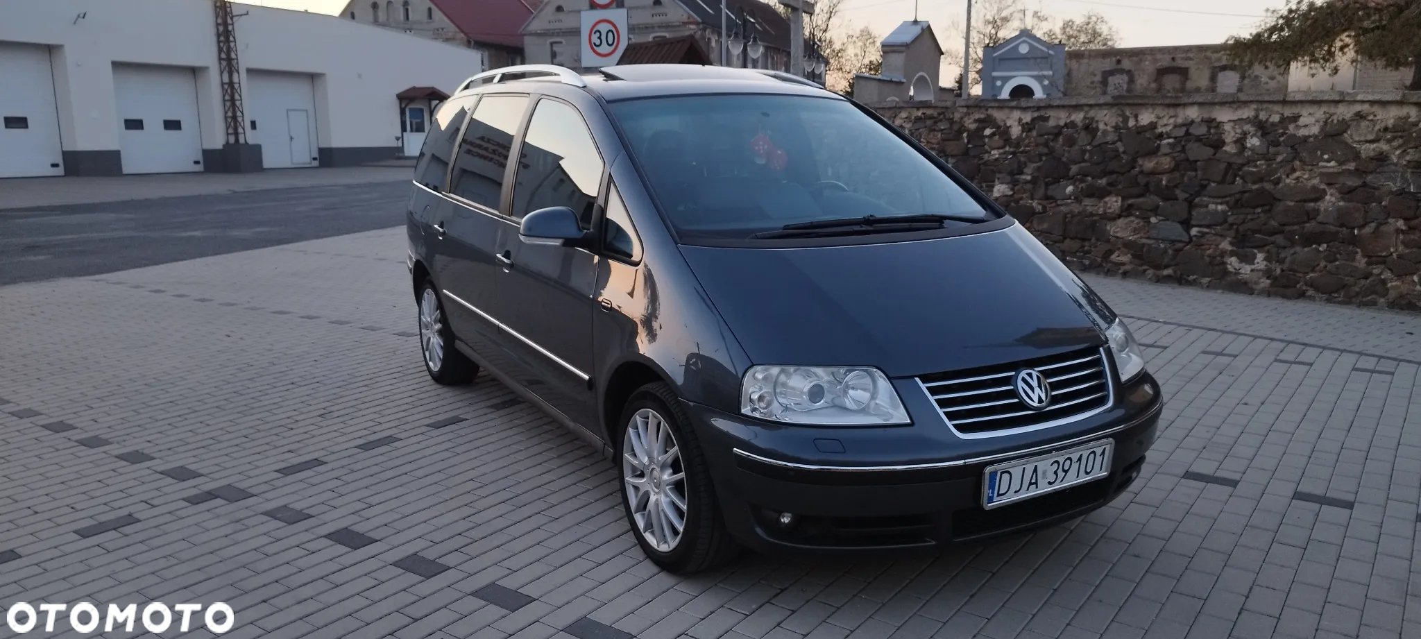 Volkswagen Sharan 2.0 TDI Highline - 2