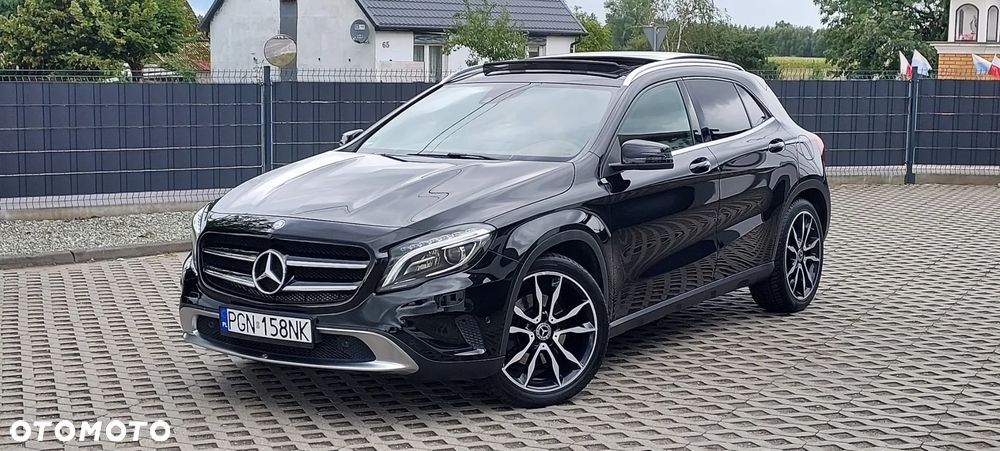 Mercedes-Benz GLA - 3