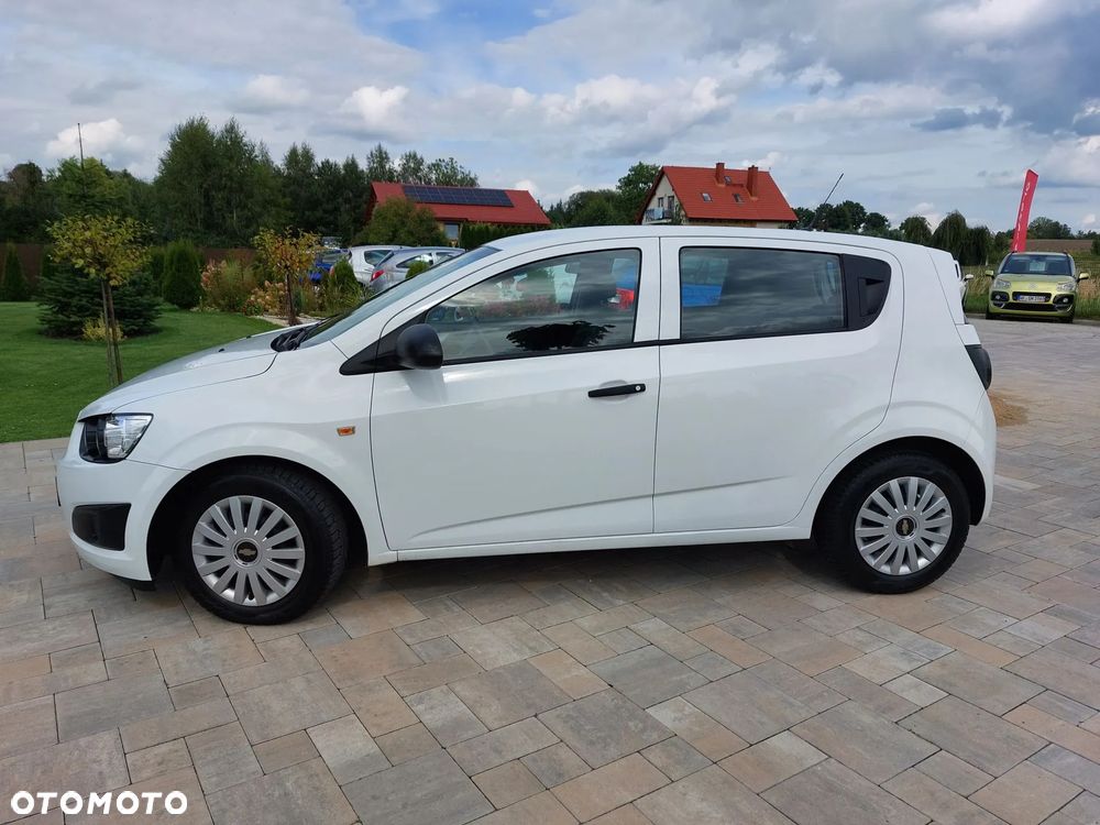 Chevrolet Aveo - 9