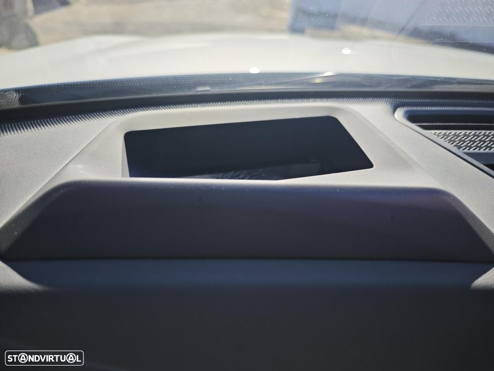 BMW iX2 eDrive20 Pack Desportivo M - 46