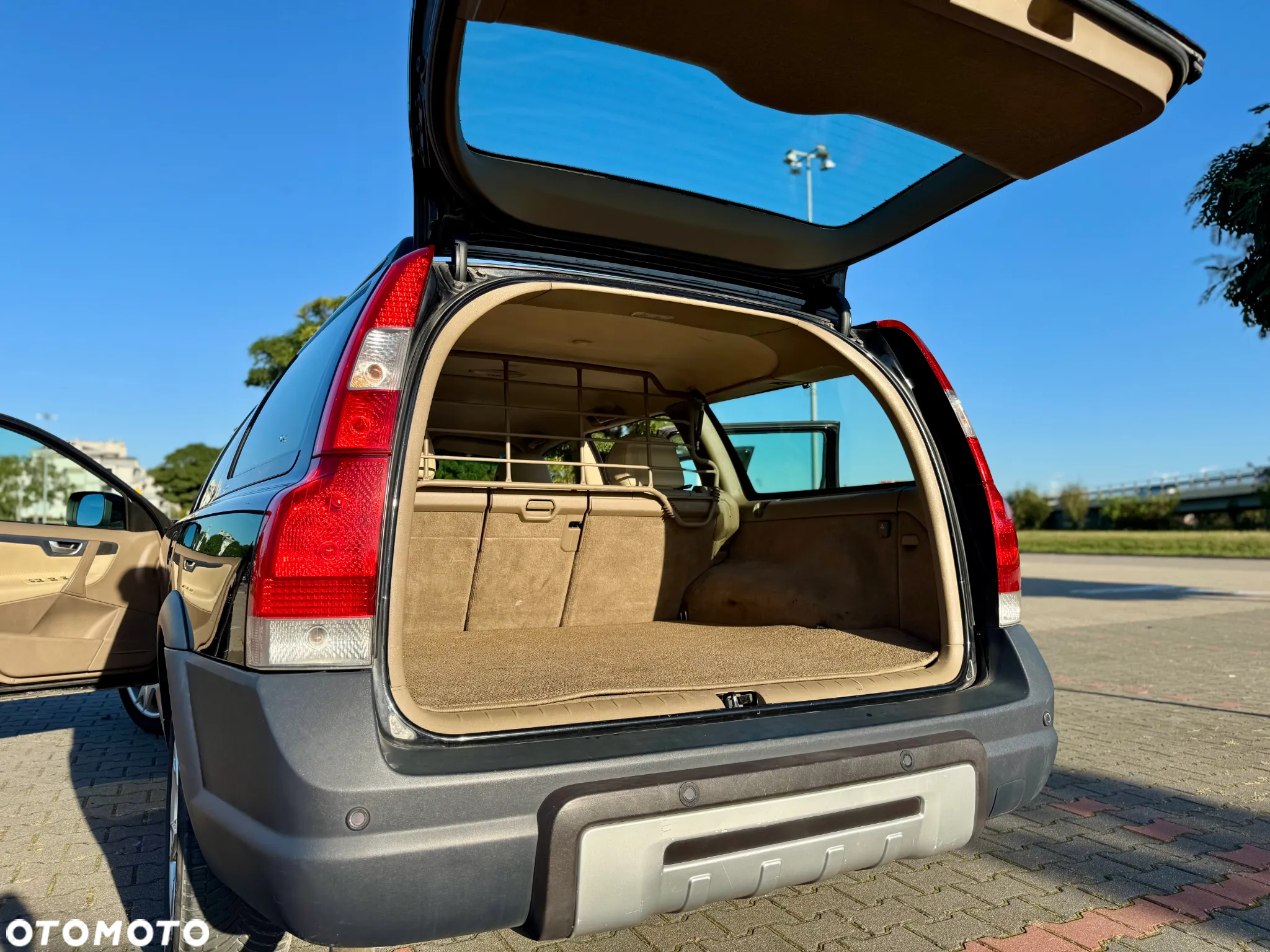 Volvo XC 70 - 10