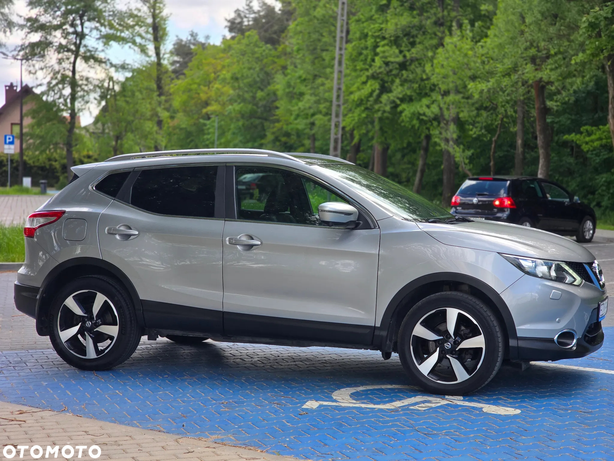Nissan Qashqai 1.2 DIG-T Xtronic TEKNA+ - 5