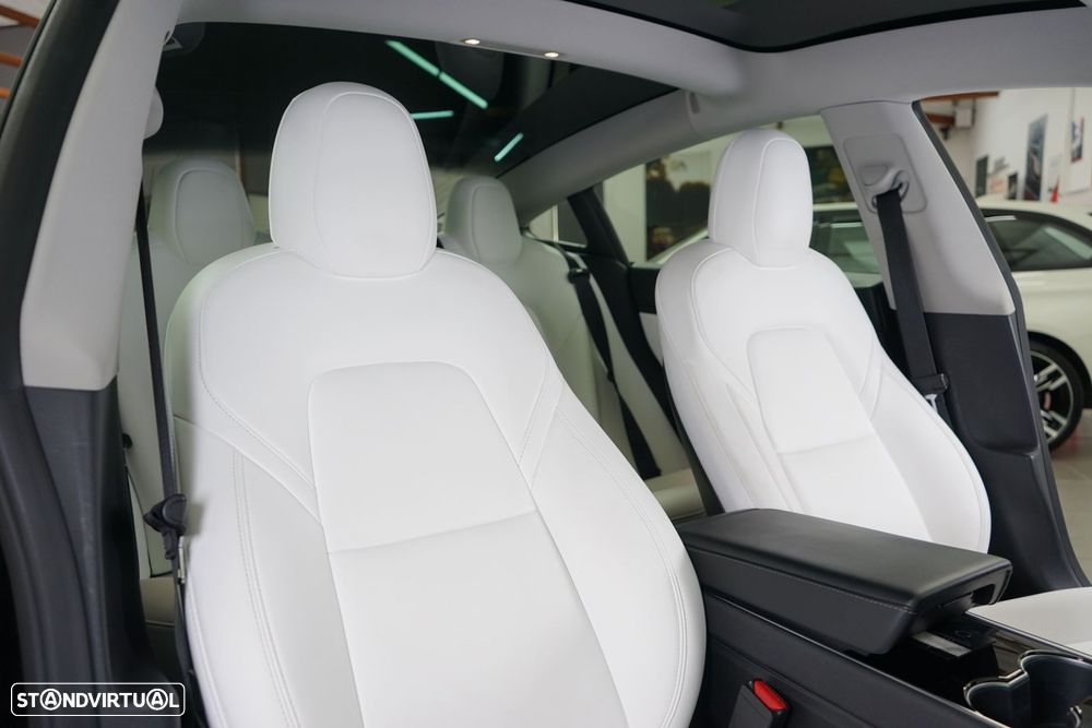 Tesla Model 3 Standard Range Plus RWD - 33