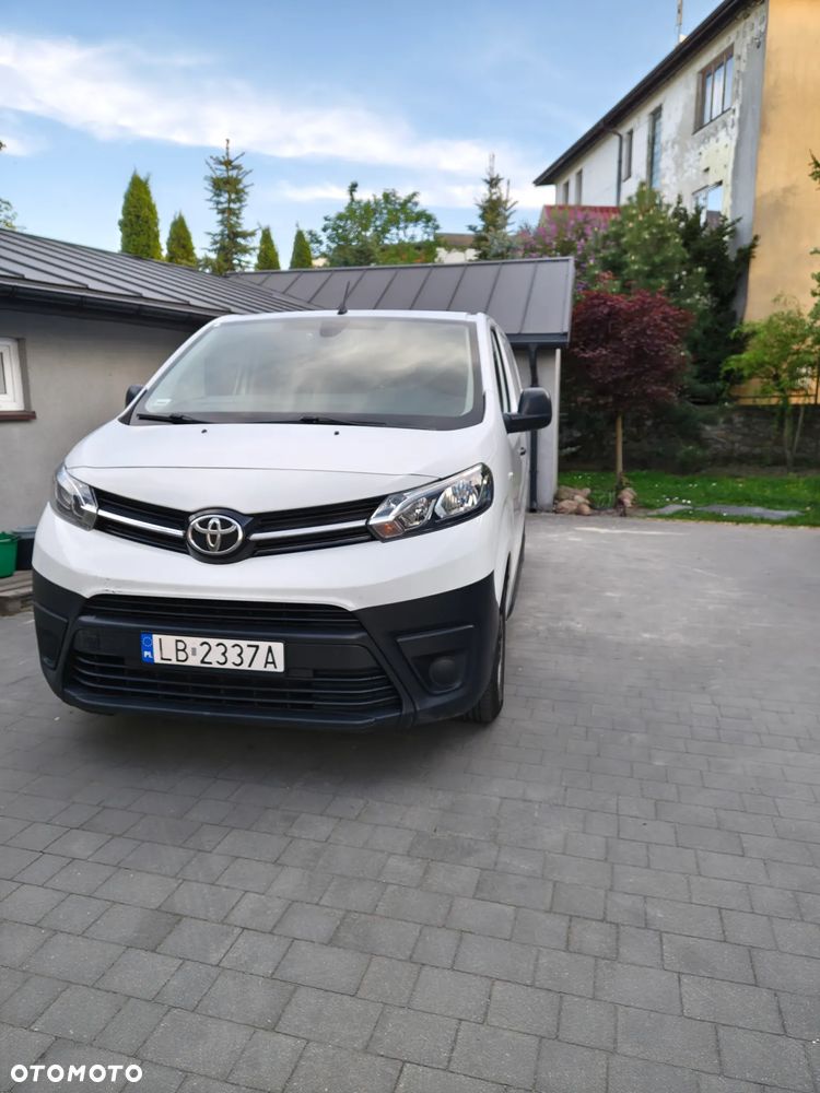 Toyota Proace - 1