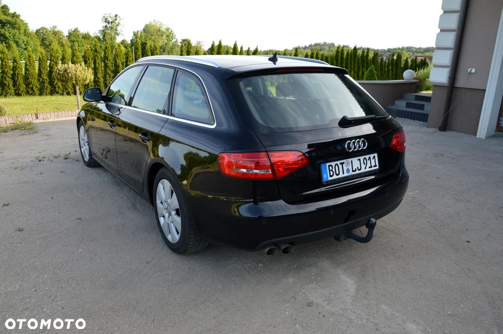 Audi A4 Avant 2.0 TDI - 8
