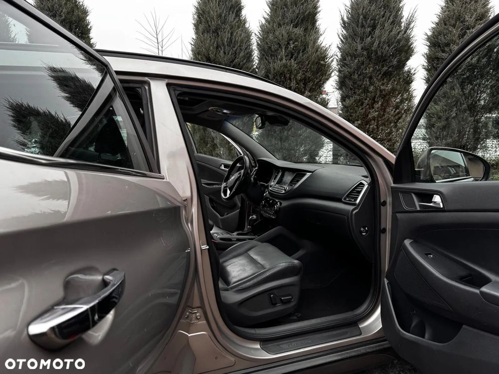 Hyundai Tucson 2.0 CRDI Tour de Pologne 4WD - 9