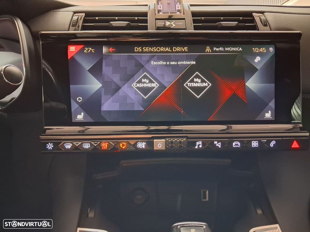 DS DS7 Crossback - 32
