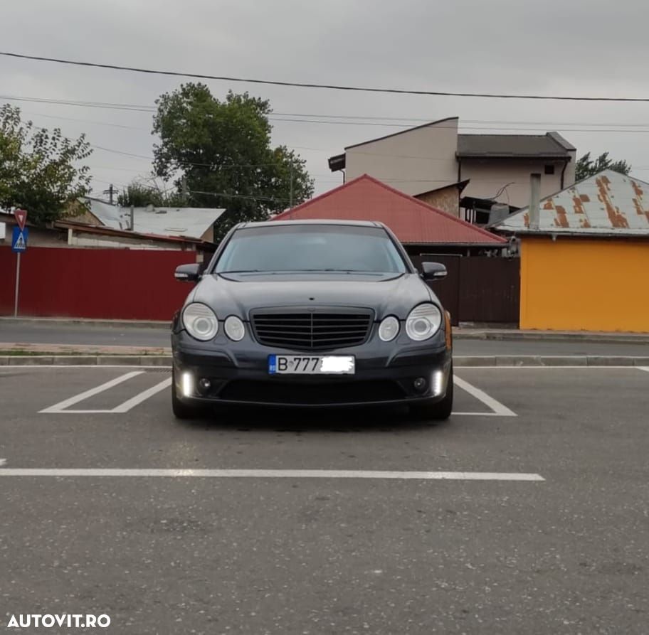 Mercedes-Benz E - 11