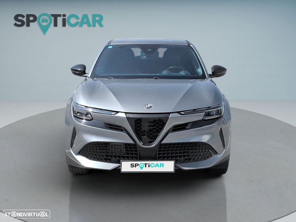 Alfa Romeo Junior 1.2 Speciale eDCT6 - 2