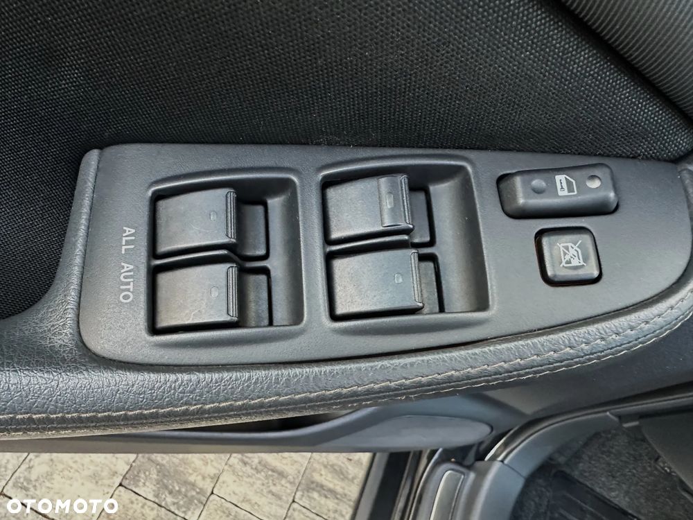 Toyota Avensis 1.8 VVT-i Terra Plus - 12