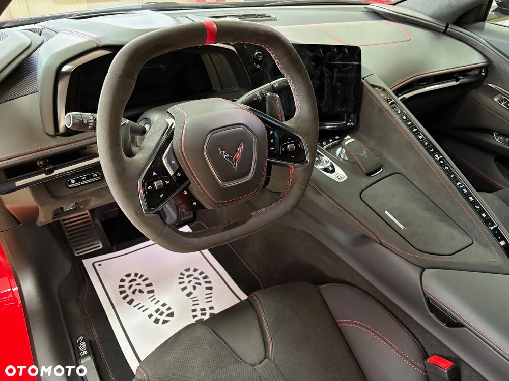 Chevrolet Corvette - 11