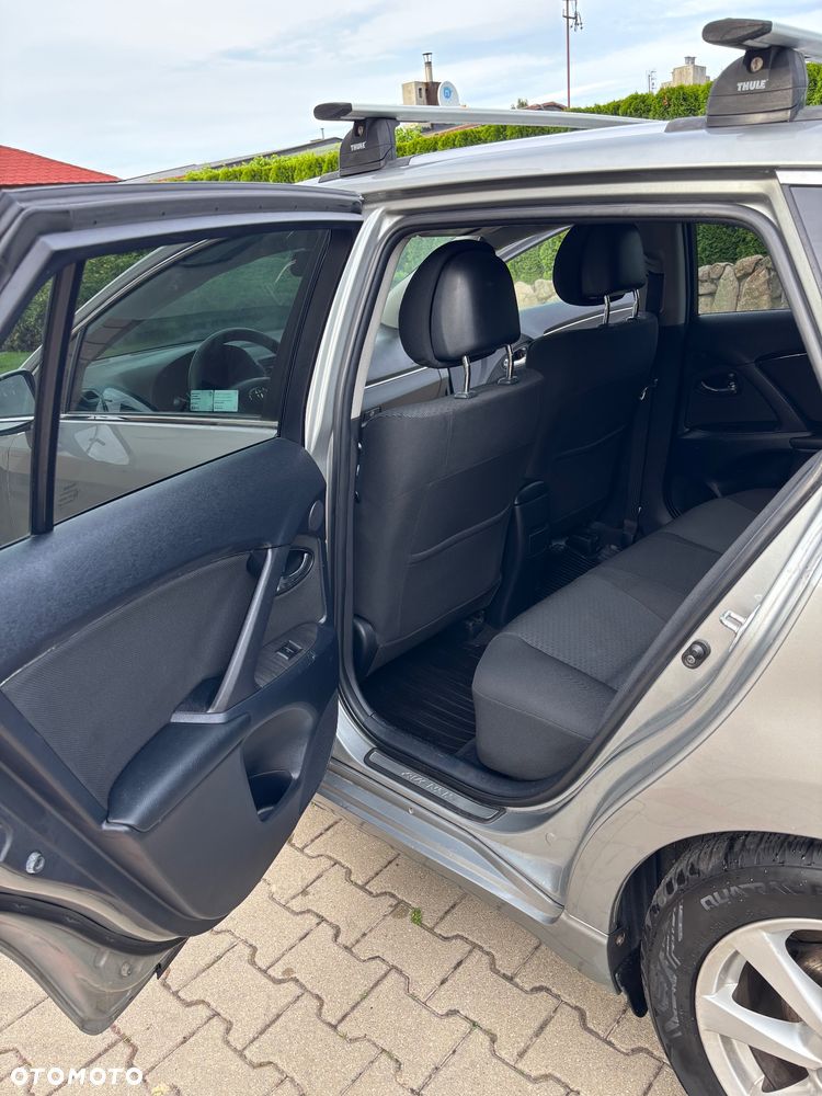 Toyota Avensis 1.8 Luna MS - 19