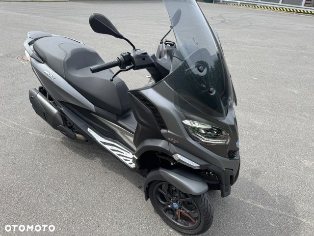 Piaggio MP-3 - 2