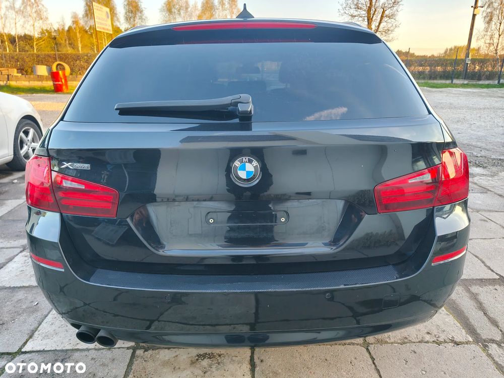 BMW Seria 5 525d xDrive Sport-Aut - 8