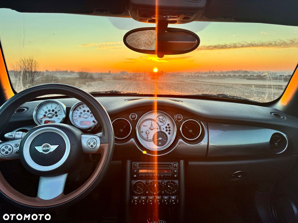 MINI ONE - 9