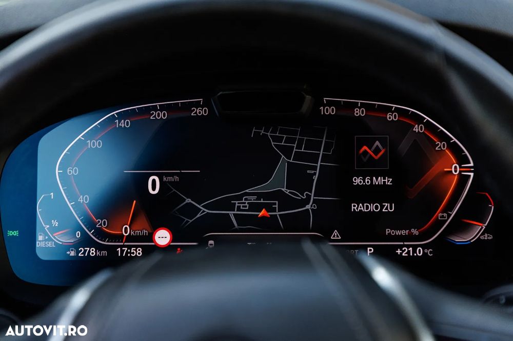 BMW Seria 5 530d AT MHEV - 24